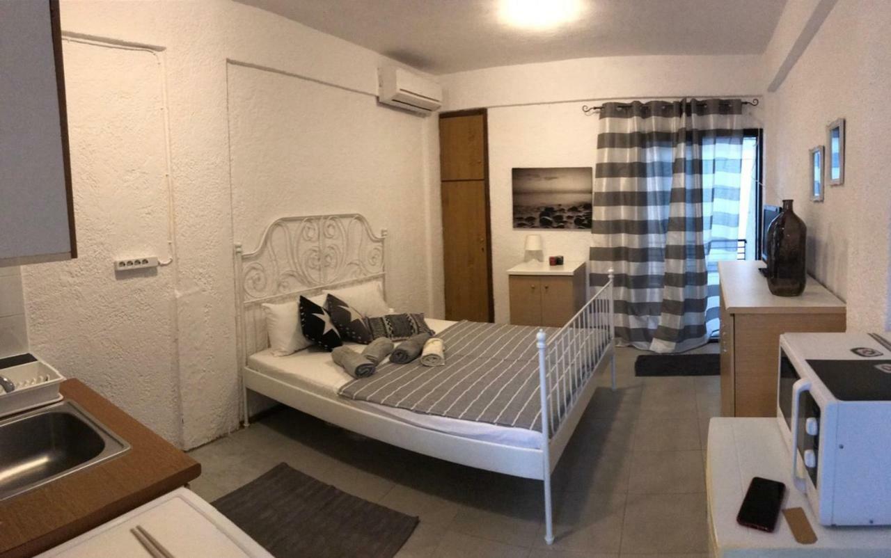 Meli'S Studio Daire Pefkochori Dış mekan fotoğraf